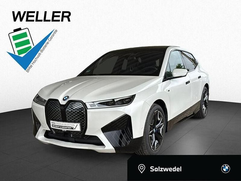 Mineralweiß (weiß) Gebraucht 2025 BMW iX Comfort Edition SUV | 89.950 € (Teuer) - Bild 1/3