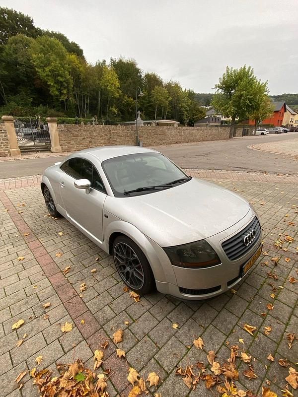 Silber Gebraucht 2000 Audi TT Coupé | 3.500 € (Superpreis) - Bild 1/4