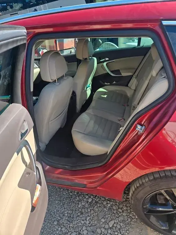Gebraucht Opel Insignia 260 PS (191 kW) 2009 Rot Kombi