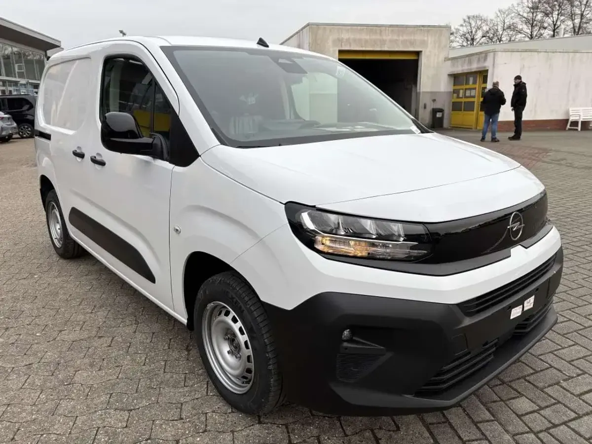 Ny Opel Combo Edition 102 HK (75 kW) 2025 Hvid MPV