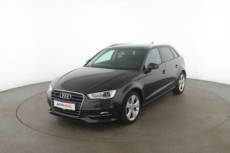 Braun Gebraucht 2016 Audi A3 Ambition Limousine | 16.380 € (Fairer Preis) - Bild 1/3