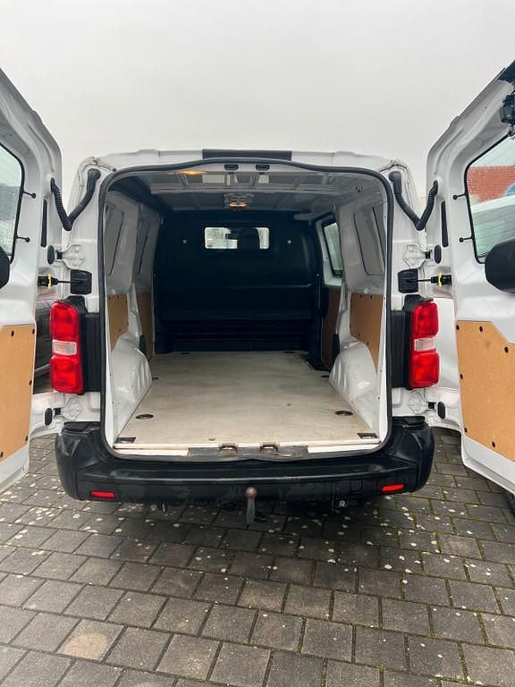 Gebraucht Citroën Jumpy 145 PS (106 kW) 2024 Weiß Van / Kleinbus