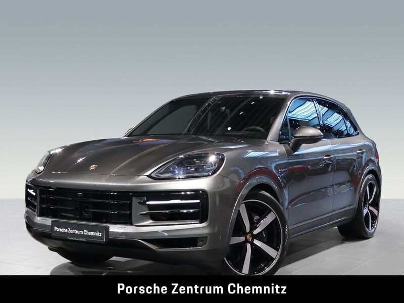 Grau Gebraucht 2024 Porsche Cayenne SUV | 121.250 € (Teuer) - Bild 1/4