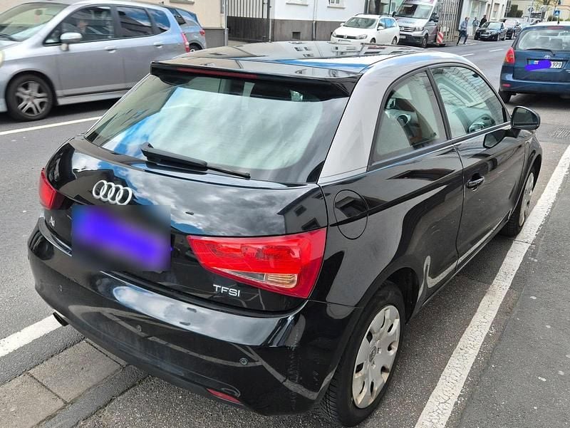 Second-hand Audi A1 86 CP (63 kW) 2014 Negru Hatchback
