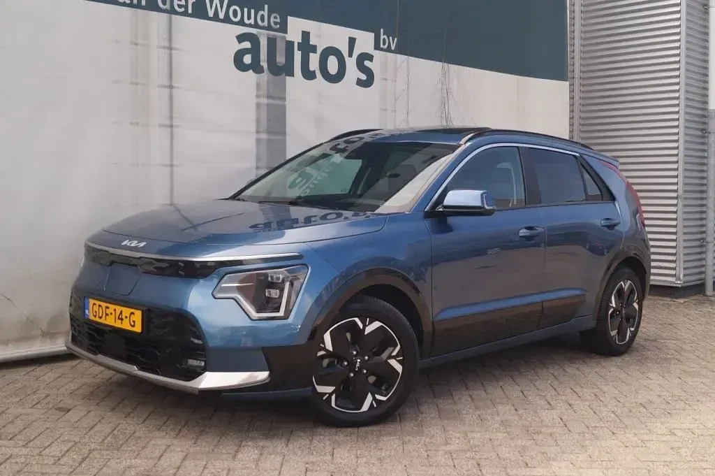 Gebraucht Kia e-Niro 150 kW (204 PS) 2024 Blau SUV