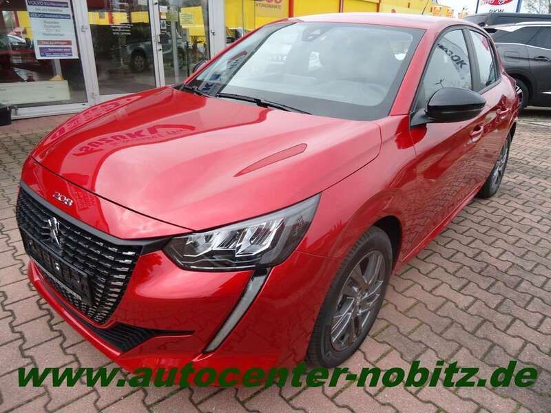 Rot Gebraucht 2022 Peugeot 208 Active Kleinwagen | 17.490 € (Teuer) - Bild 1/4