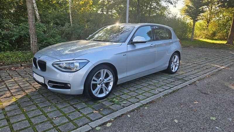 Silber Gebraucht 2014 BMW 120 Sport Line Kleinwagen | 13.499 € (Fairer Preis) - Bild 1/4