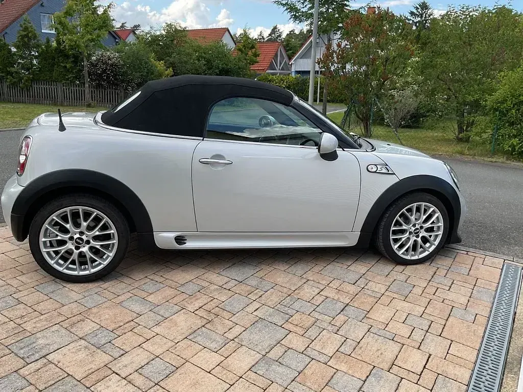 Gebraucht Mini Cooper SD Roadster 143 PS (105 kW) 2014 Silber Cabrio