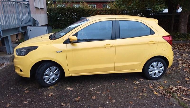 Gelb Gebraucht 2017 Ford Ka Kleinwagen | 8.499 € (Fairer Preis) - Bild 1/4