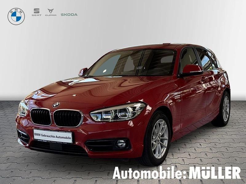 Rot Gebraucht 2018 BMW 120 Sport Line Kleinwagen | 18.990 € (Fairer Preis) - Bild 1/4