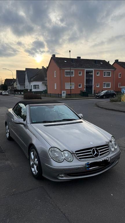 Gebraucht Mercedes CLK200 Avantgarde 163 PS (119 kW) 2005 Silber Cabrio