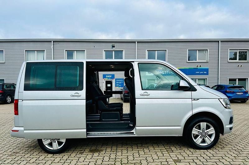 Silber Gebraucht 2017 VW T6 Comfortline Van | 31.900 € (Guter Preis) - Bild 1/4