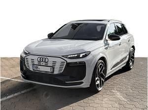 Gebraucht Audi Q6 e-tron S-Line 225 kW (306 PS) 2025 Weiß (gletscherweiß metallic) SUV