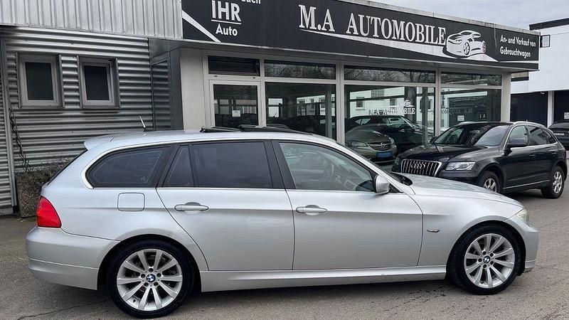 Gebraucht BMW 325 197 PS (144 kW) 2009 Silber Kombi