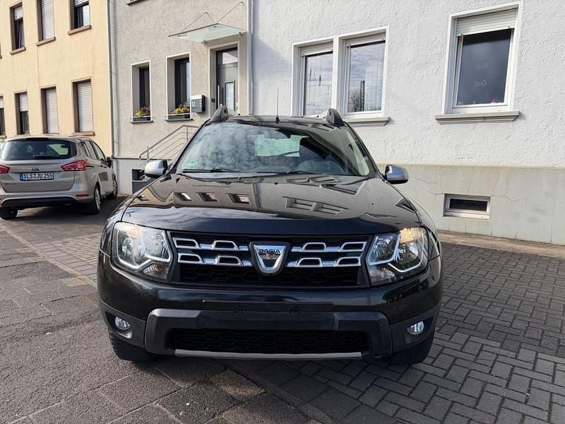 Gebraucht Dacia Duster Prestige 125 PS (91 kW) 2014 Schwarz SUV