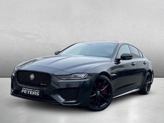 Carpathian grey Gebraucht 2023 Jaguar XE R-Dynamic Limousine | 42.900 € - Bild 1/4