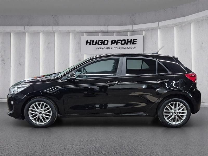 Gebraucht Kia Rio DREAM-TEAM Edition 99 PS (72 kW) 2018 Schwarz Limousine