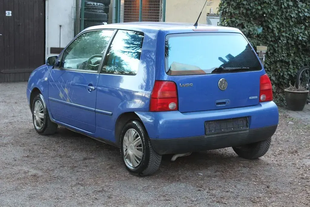 Używany VW Lupo 50 KM (36 kW) 2000 Niebieski Hatchback
