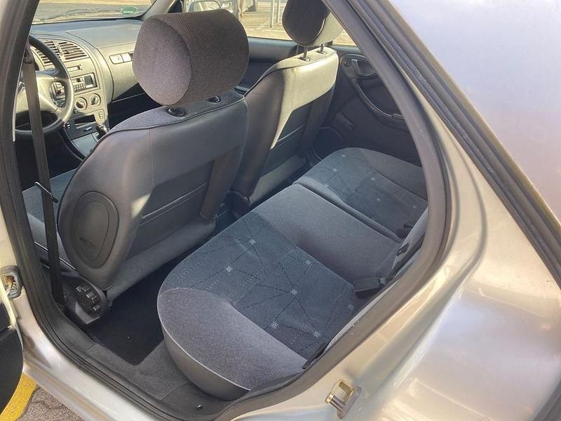 Gebraucht Citroën Xsara Exclusive 109 PS (80 kW) 2002 Silber Limousine