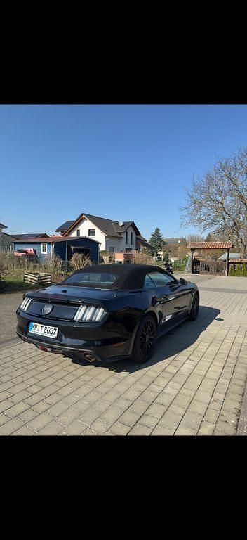 Gebraucht Ford Mustang GT 421 PS (309 kW) 2017 Schwarz Cabrio