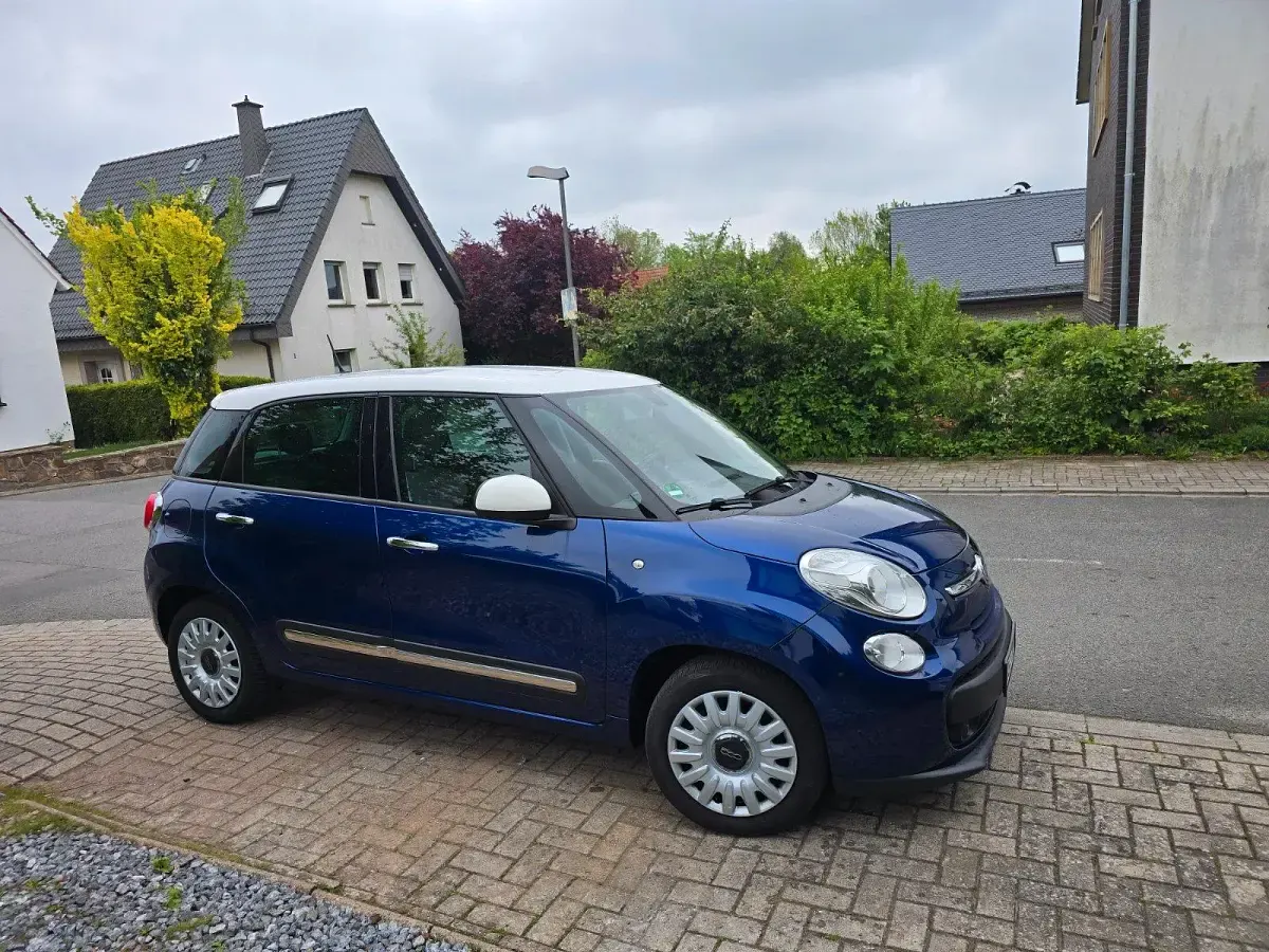 Gebraucht Fiat 500L 95 PS (69 kW) 2016 Blau Van / Kleinbus