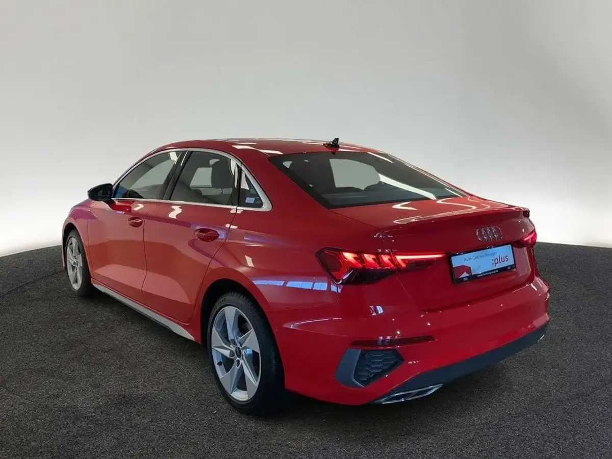 Occasion Audi A3 S-Line 200 ch (147 kW) 2023 Rouge Berline