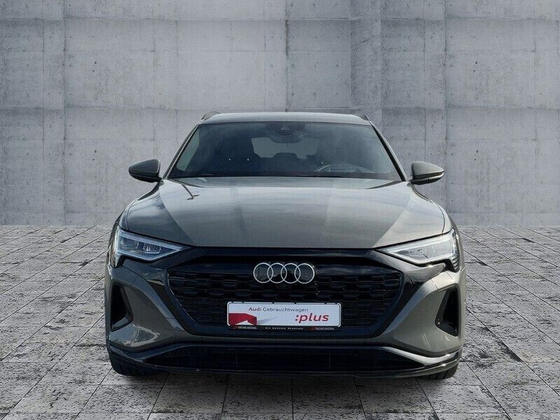 Gebraucht Audi Q8 e-tron Advanced Plus 300 kW (408 PS) 2024 Chronosgrau metallic SUV
