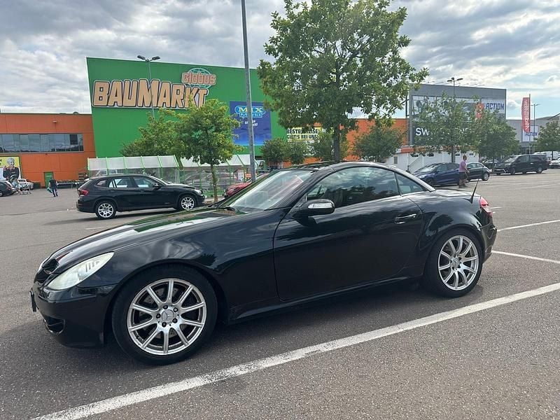 Schwarz Gebraucht 2007 Mercedes CLK350 Cabrio | 10.700 € (Guter Preis) - Bild 1/4
