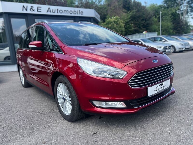 Rot Gebraucht 2017 Ford Galaxy Titanium Van / Kleinbus | 21.990 € (Teuer) - Bild 1/4