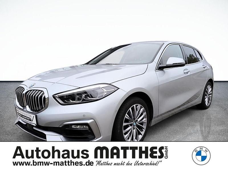 Silber Gebraucht 2019 BMW 118 Comfort Edition Kleinwagen | 19.950 € (Fairer Preis) - Bild 1/4