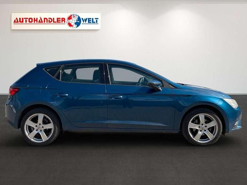 Gebraucht Seat Leon Style 122 PS (89 kW) 2013 Blau Limousine