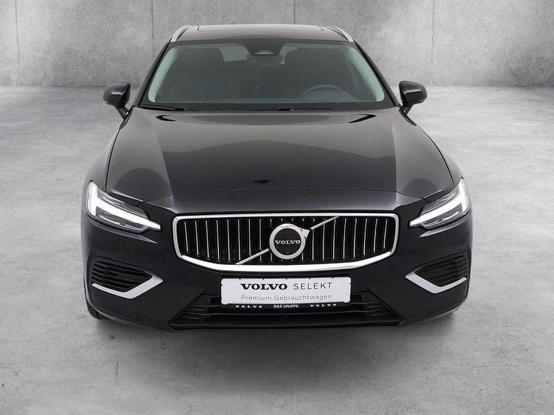 Gebraucht Volvo V60 Plus 398 PS (292 kW) 2025 Schwarz Kombi