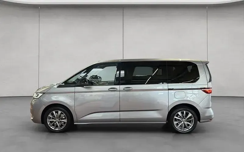 Gebraucht VW Multivan Style 204 PS (150 kW) 2022 Silber Van / Kleinbus