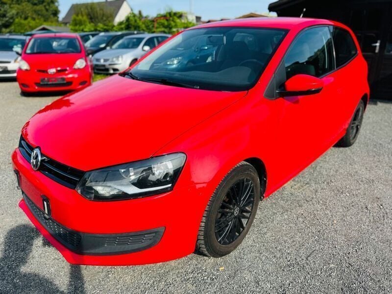 Rot Gebraucht 2013 VW Polo Match Limousine | 5.000 € (Superpreis) - Bild 1/4