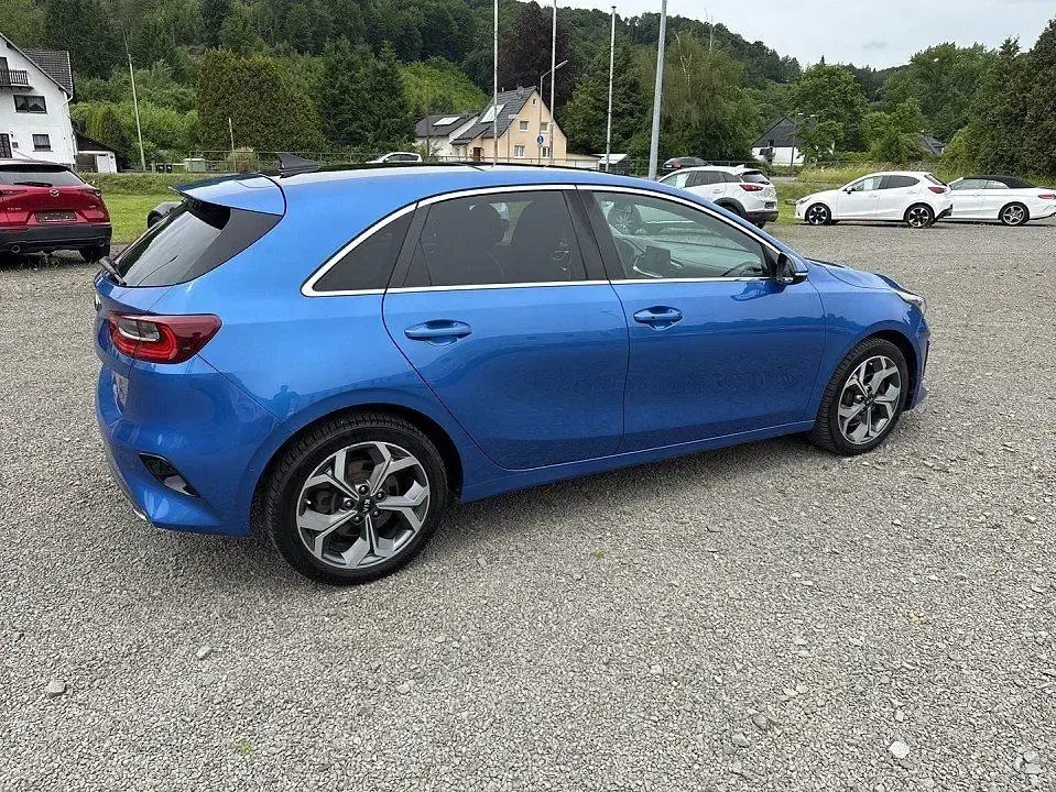 Gebraucht Kia Ceed Platinum Edition 136 PS (100 kW) 2019 Blau Kleinwagen