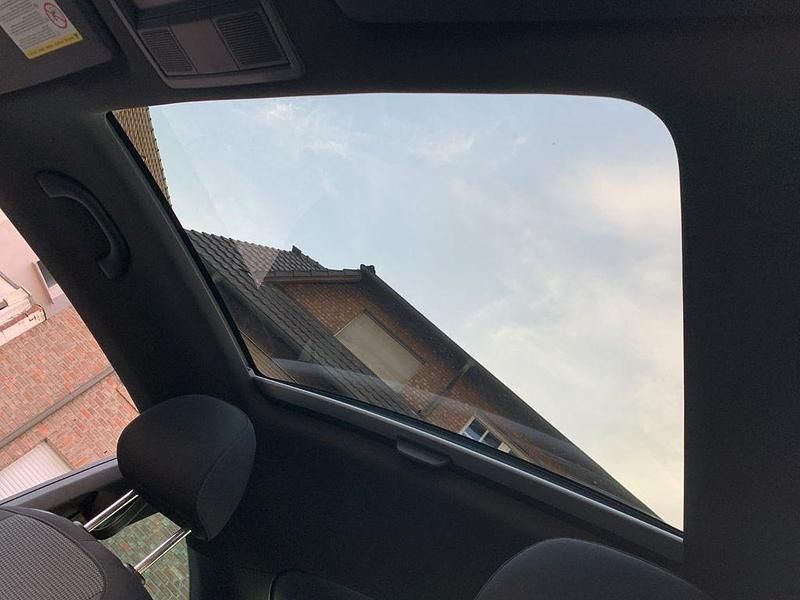 Gebraucht VW Beetle Design 105 PS (77 kW) 2013 Schwarz (metallic) Kleinwagen