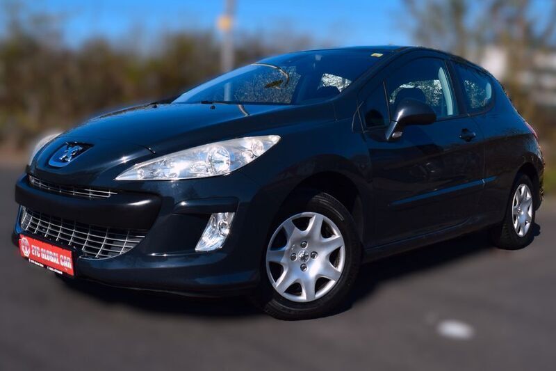 Grau Gebraucht 2008 Peugeot 308 Sport Limousine | 2.999 € (Fairer Preis) - Bild 1/4