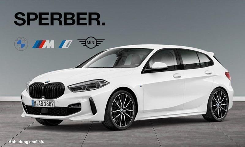 Weiß Gebraucht 2022 BMW 120 M Sport Kleinwagen | 24.900 € (Guter Preis) - Bild 1/4