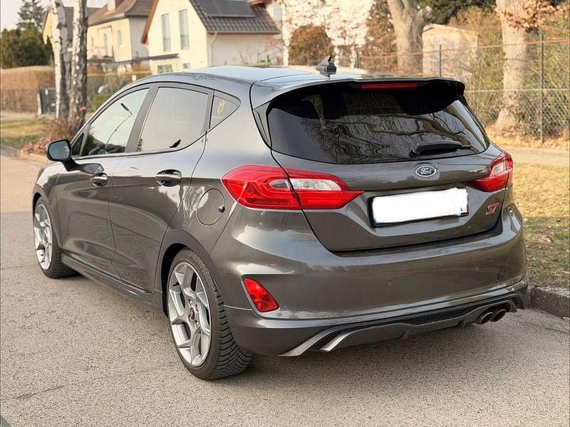 Gebraucht Ford Fiesta Performance Edition 200 PS (147 kW) 2019 Grau Kleinwagen