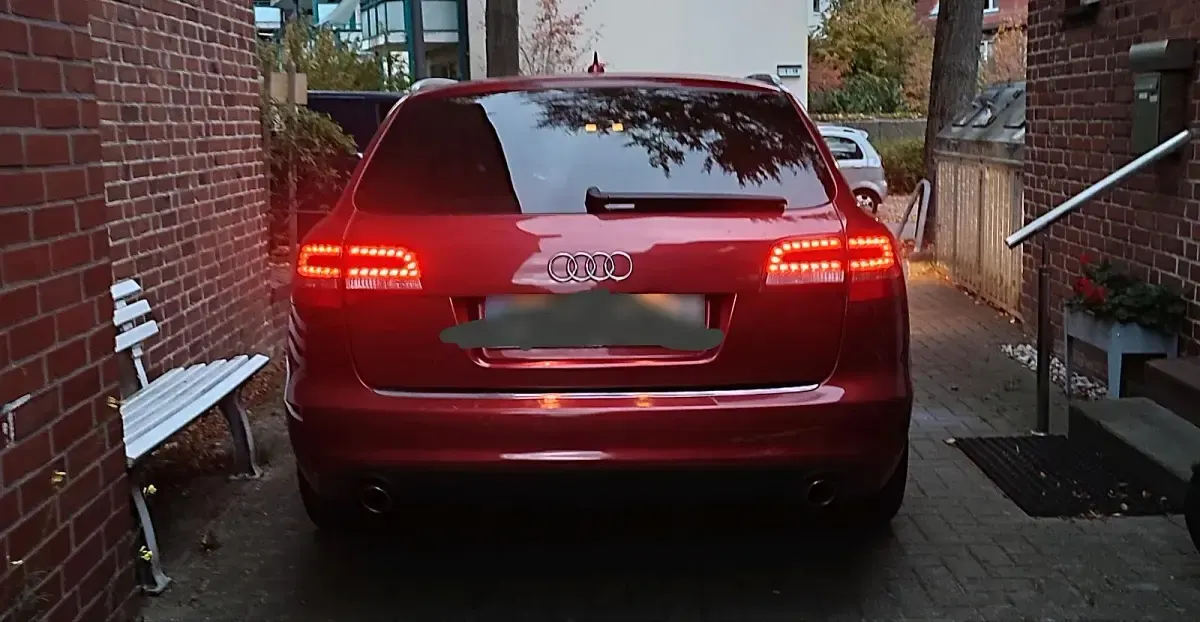 Gebraucht Audi A6 239 PS (175 kW) 2011 Rot Kombi