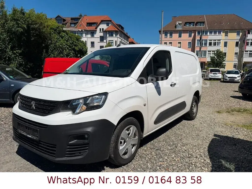 Gebraucht Peugeot Partner Premium 102 PS (75 kW) 2021 Weiß Van / Kleinbus