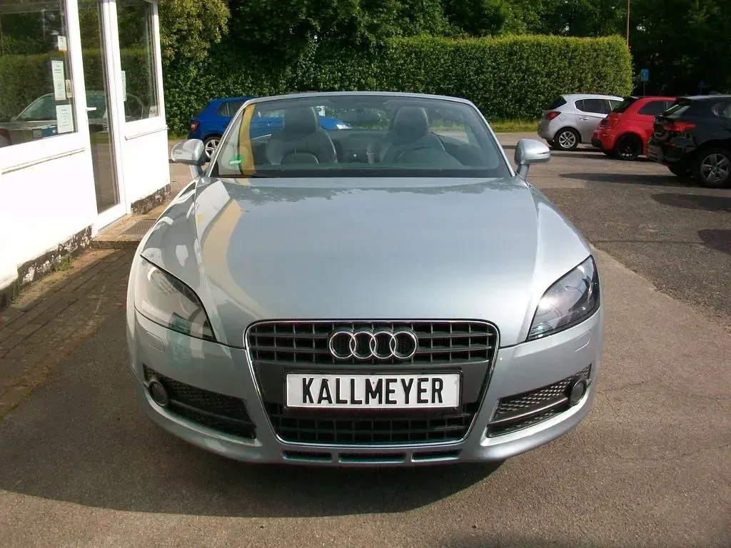 Gebraucht Audi TT Roadster Sport 160 PS (117 kW) 2010 Silber Cabrio