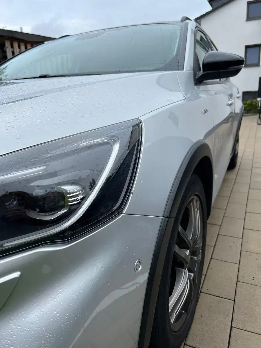 Usado Ford Focus Active 125 CV (91 kW) 2019 Plateado Familiar