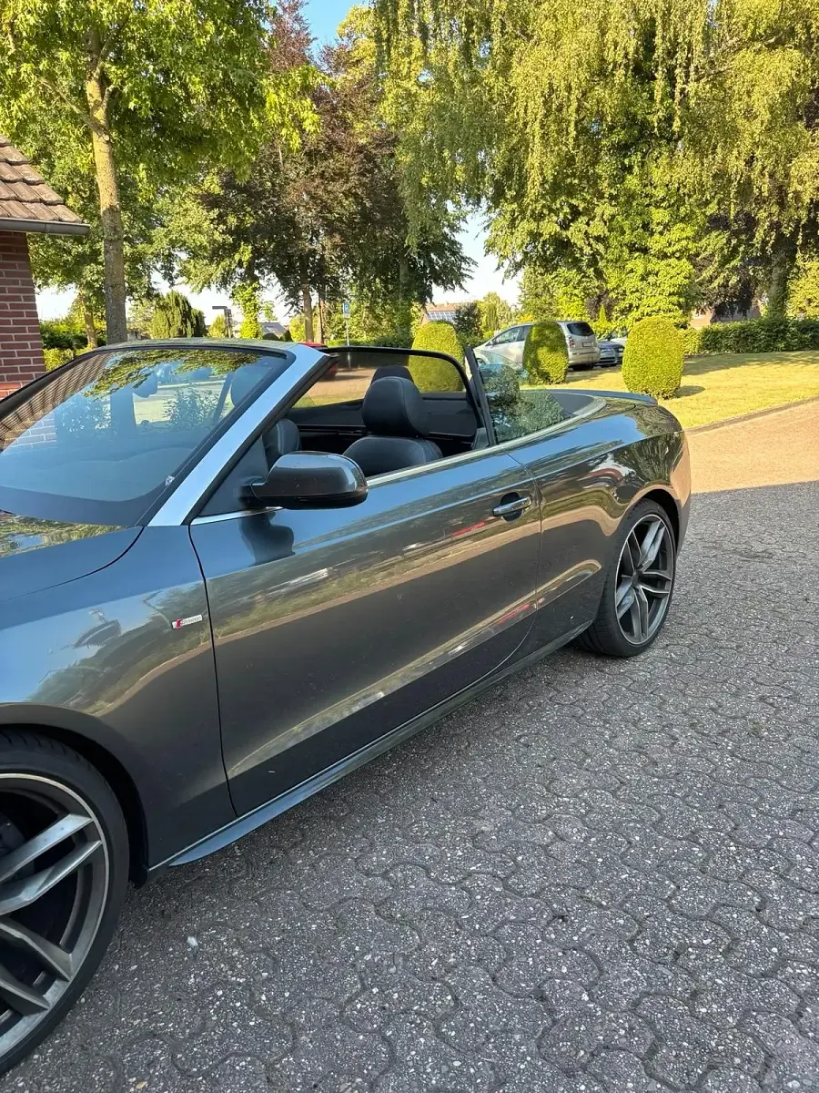 Gebraucht Audi A5 Cabriolet S-Line 190 PS (139 kW) 2016 Grau Cabrio