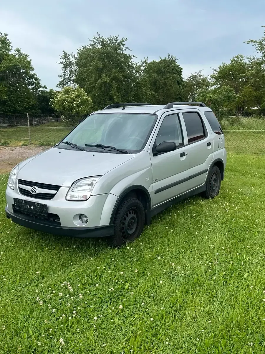 Gebraucht Suzuki Ignis 99 PS (72 kW) 2005 Silber Kleinwagen
