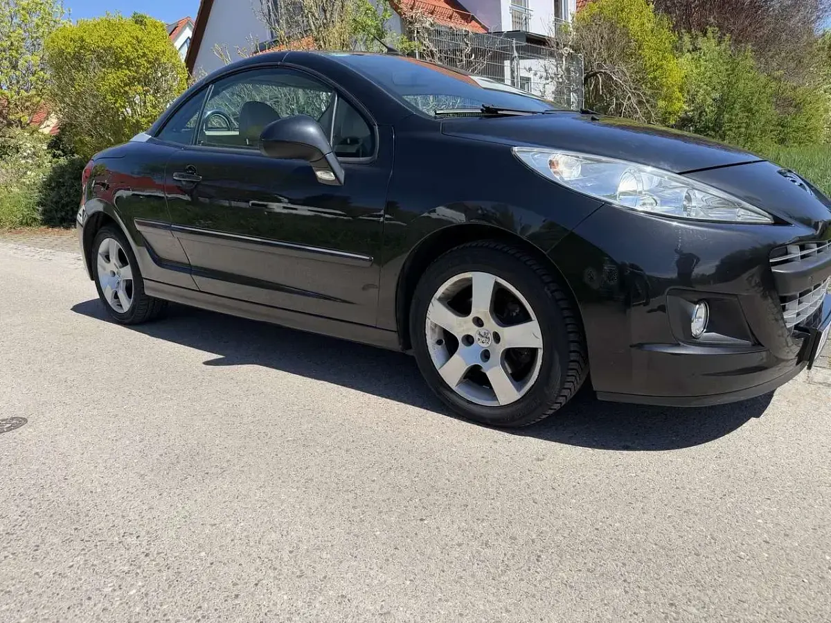 Gebraucht Peugeot 207 CC Premium 120 PS (88 kW) 2010 Cabrio