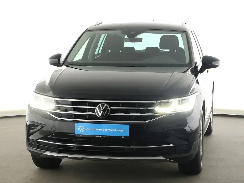 Gebraucht VW Tiguan Elegance 190 PS (139 kW) 2024 Schwarz SUV
