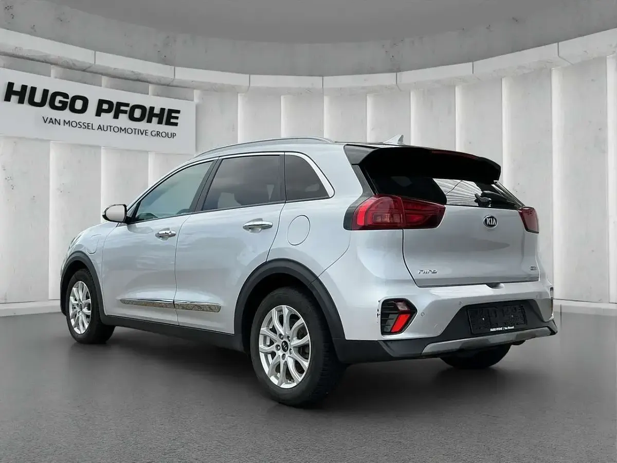 Gebraucht Kia Niro 105 PS (77 kW) 2021 4ss seidensilber met SUV