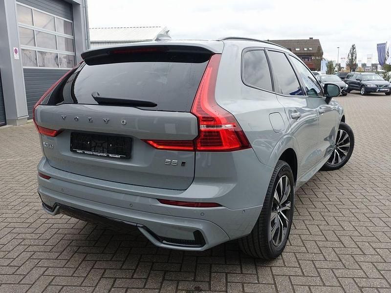 Gebraucht Volvo XC60 Plus 250 PS (183 kW) 2025 Grau SUV