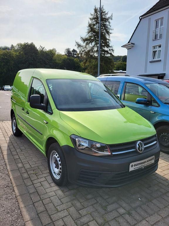 Gebraucht VW Caddy 102 PS (75 kW) 2019 Grün Van / Kleinbus